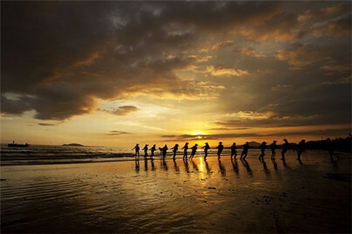 创业烤漆铁艺店怎么样，铁艺烤漆房价格